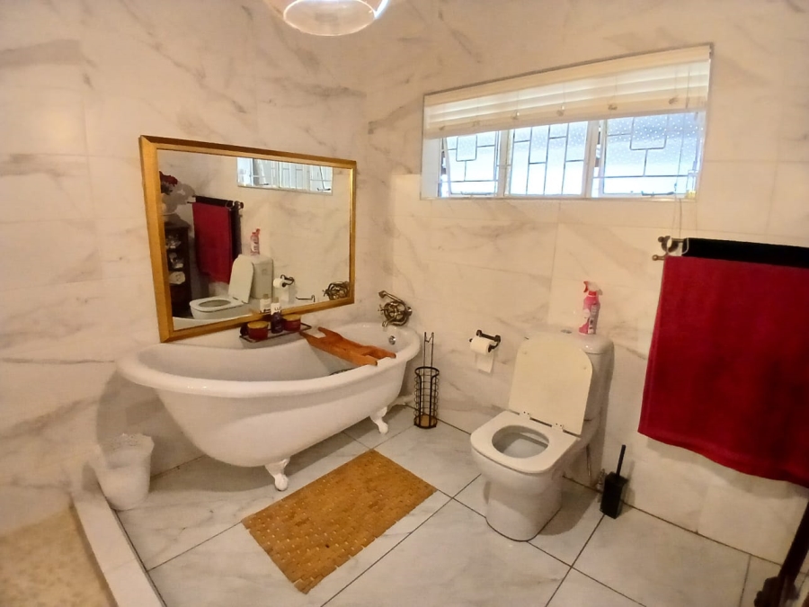4 Bedroom Property for Sale in Kuruman Northern Cape